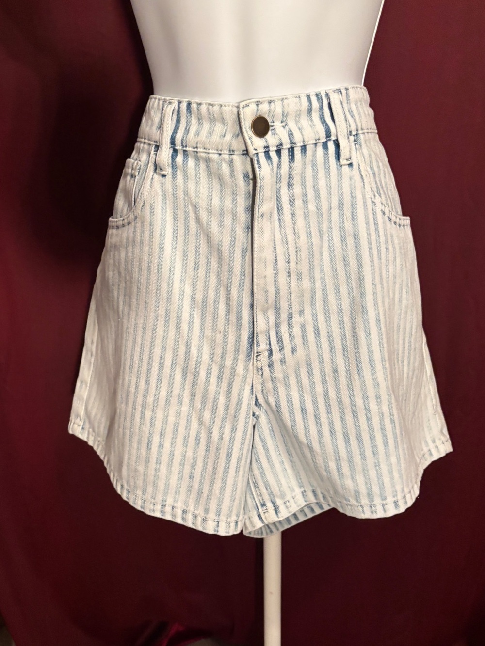 Faherty Top Sail High-Waist Stripes Denim Shorts - Light Blue & White Size 30